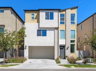 8177 Rose Quartz Cir, San Diego, CA 92126