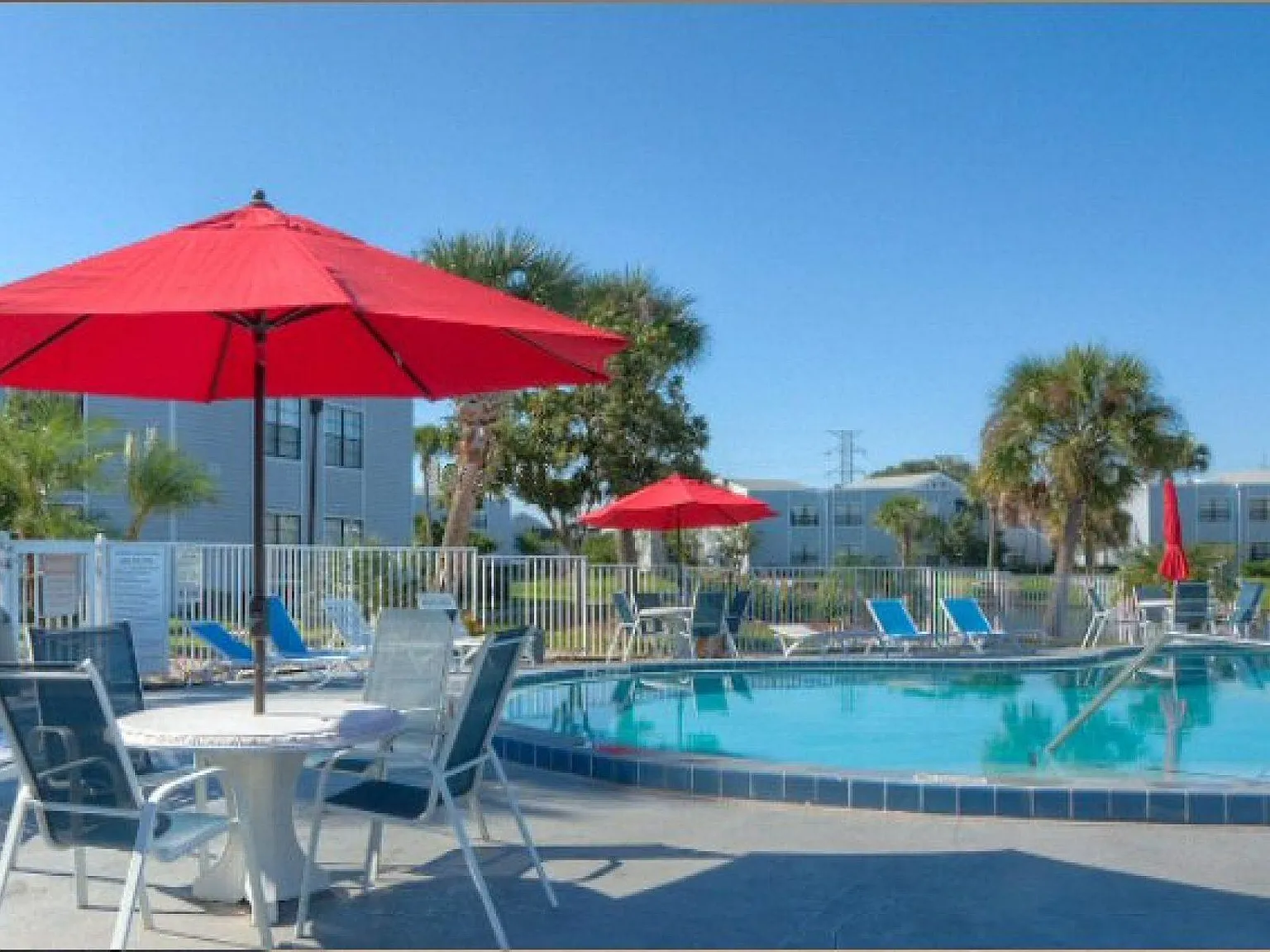 2 bed, 820 sqft, $1,450 — Photo 1