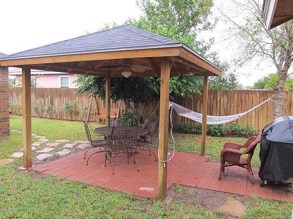 3rd image of 6912 Falcon Dr
