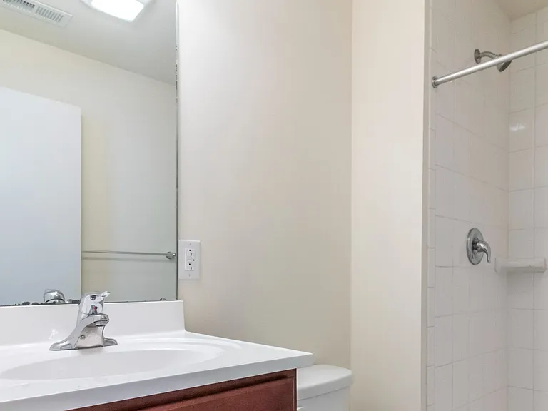 697 W Berks St #2 — Photo 14