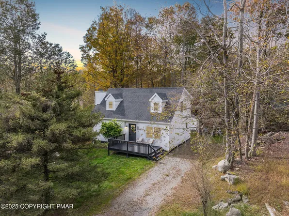 2039 Skyview Ter, Tobyhanna, PA 18466