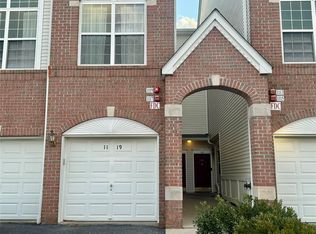 1119 Balsam Dr, New Windsor, NY 12553