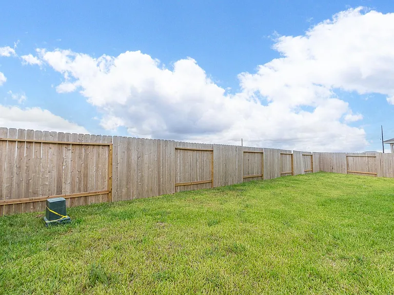 12819 Ivy Creek Ct — Photo 24