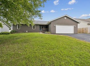 319 1st Light Dr, Stillman Valley, IL 61084