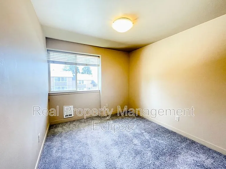 8244 126th Ave NE #B301 — Photo 18
