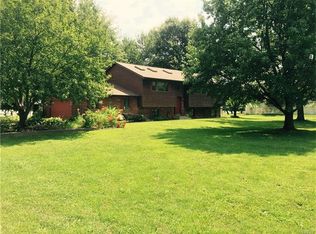 514 Coventry Rd, Troy, IL 62294