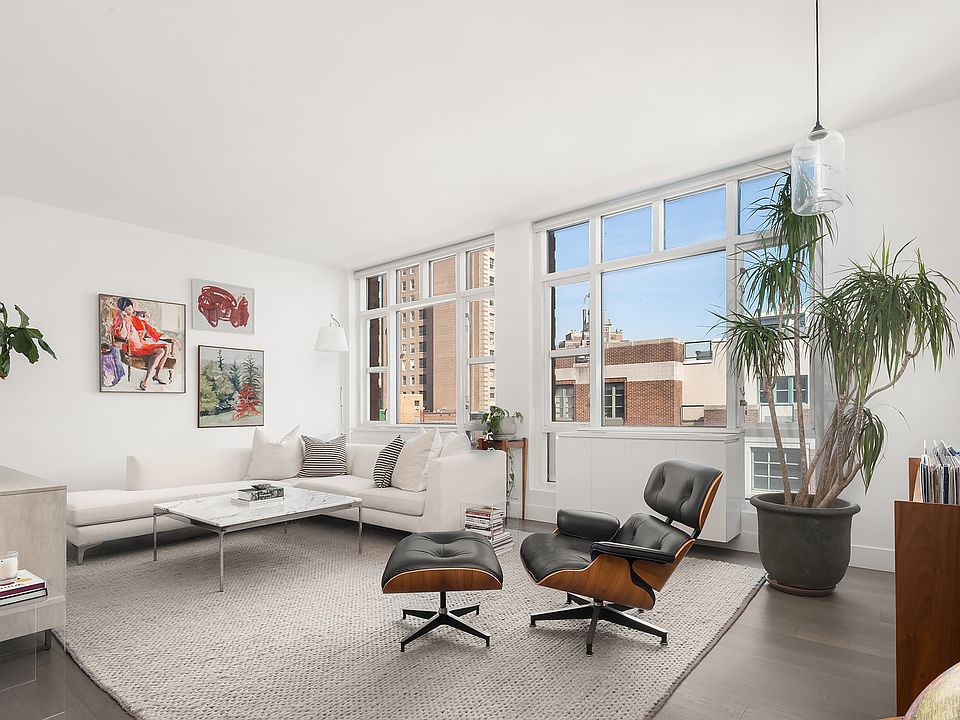 1st image of 88 Washington Pl APT 5D