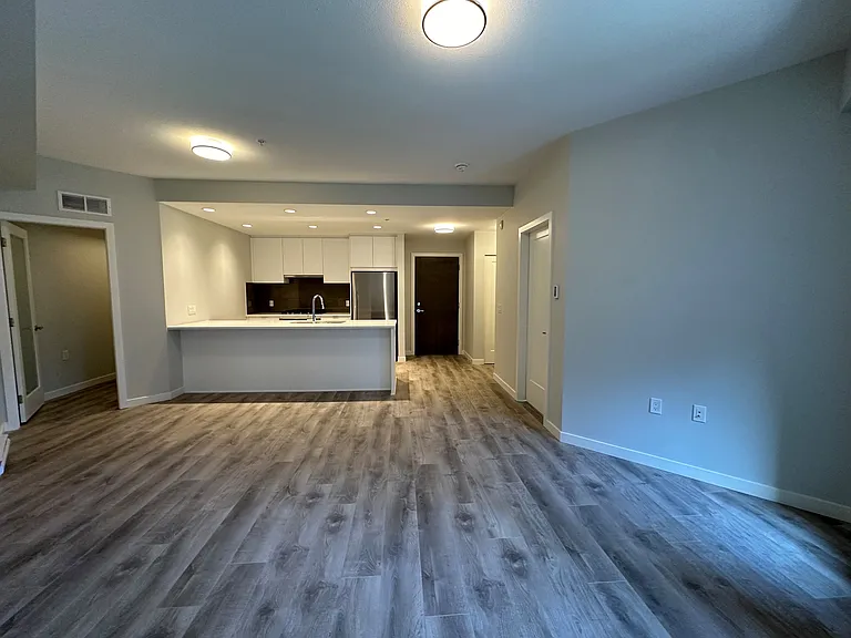 615 Cottonwood Ave #322 — Photo 3
