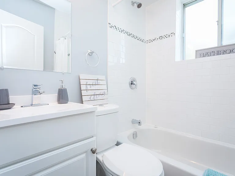 89 York Rd #1 — Photo 10