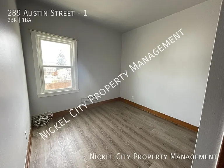 289 Austin St #1 — Photo 4