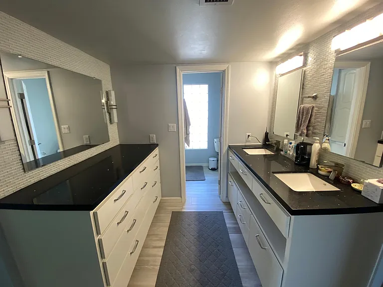 605 E La Jolla Dr — Photo 20