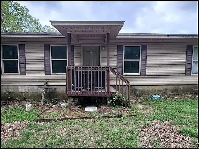 183 Charles Dr