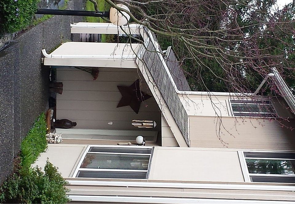 1st image of 2300 9th Avenue SW