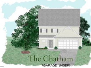 13 Hollow Ridge Dr, Nashua, NH 03062