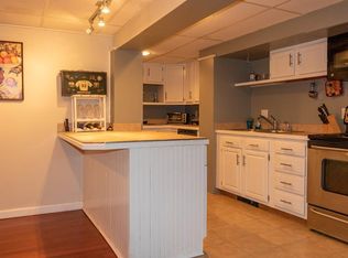 30 Prospect St APT 4, Gloucester, MA 01930