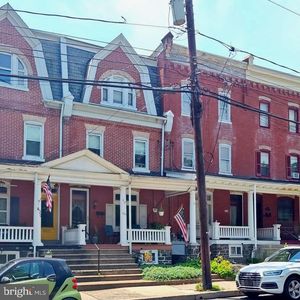 428 E Broad St, Quakertown, PA, 18951