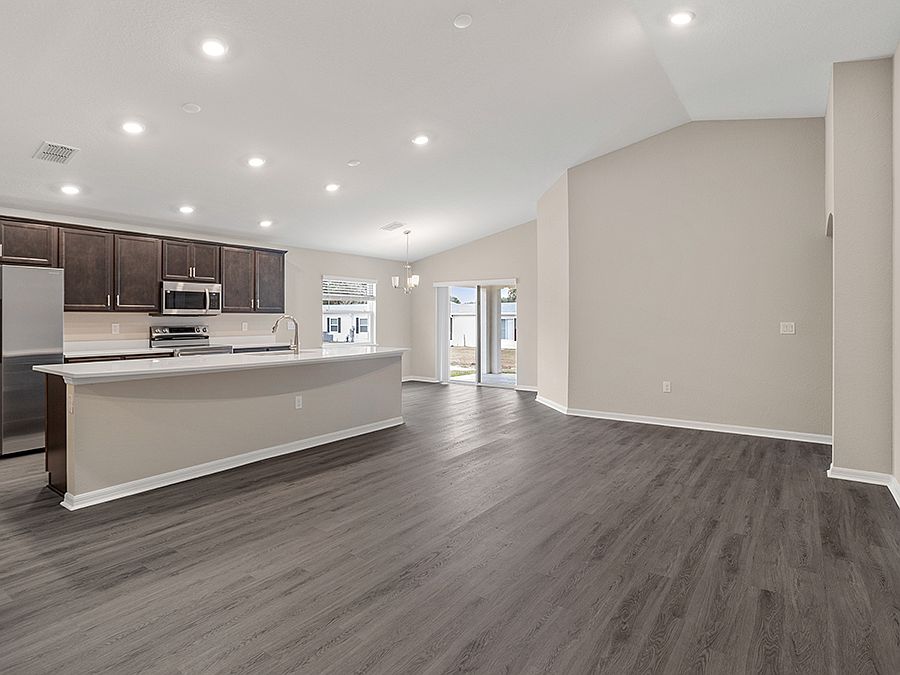 Move-in ready, open-layout, 4-bedroom home in Ocala 55 community
