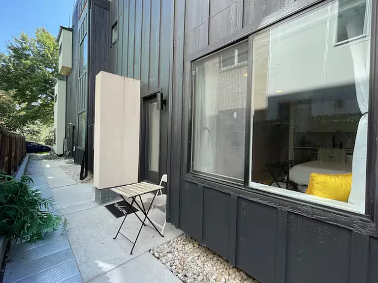 2939 W 22nd Ave — Photo 8