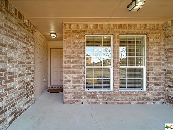 3rd image of 4918 Birmingham Cir