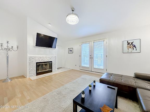 3rd image of 13715 RICHMOND PARK Drive N #105