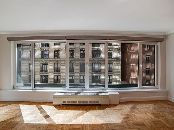 3rd image of 200 Central Park S APT 5K