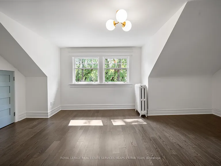 18 Castle Frank Cres #3 — Photo 9