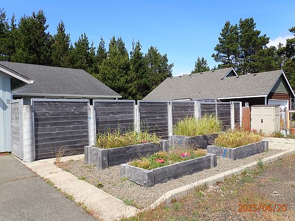 2nd image of 1210 Pebble Beach Ct