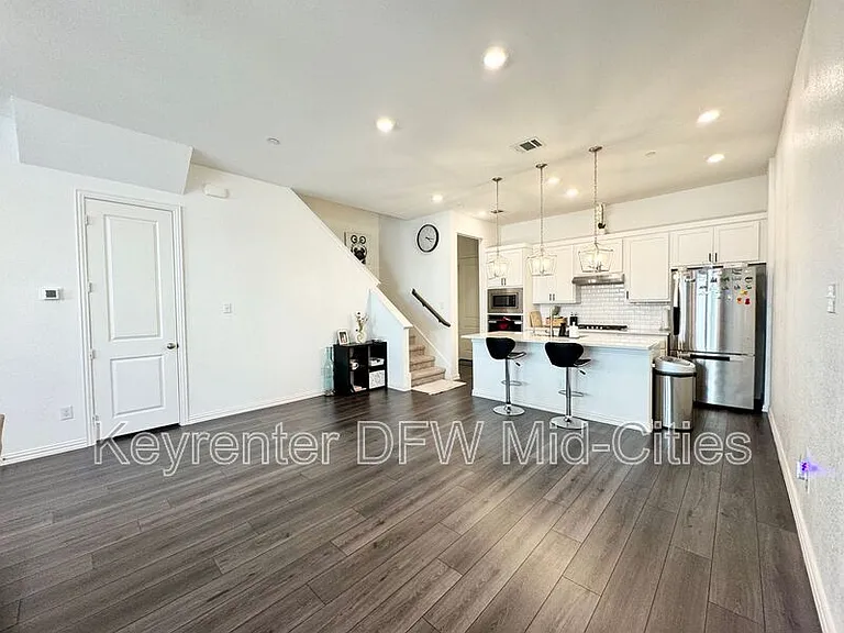 9927 Tolbert St — Photo 5