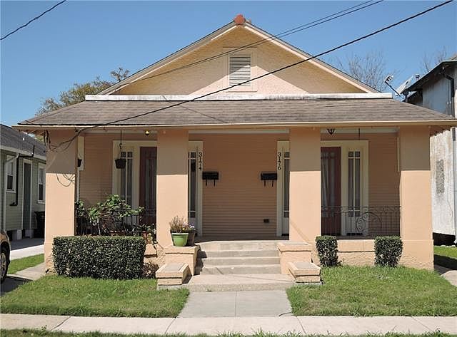 1st image of 3176 State Street Dr
