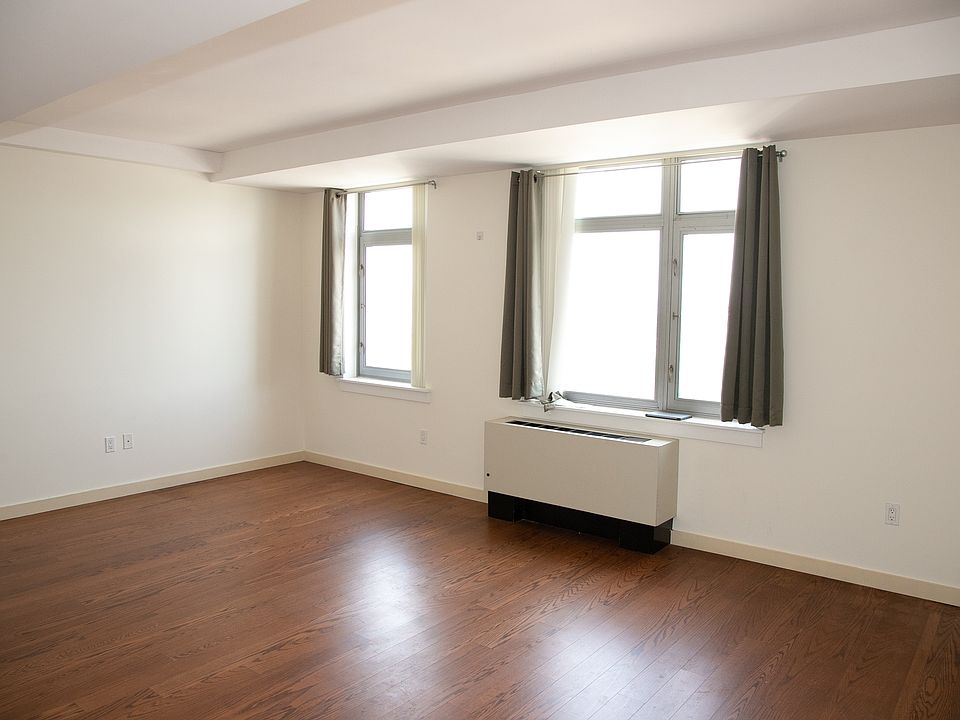 1st image of 40-26 College Point Blvd #17A
