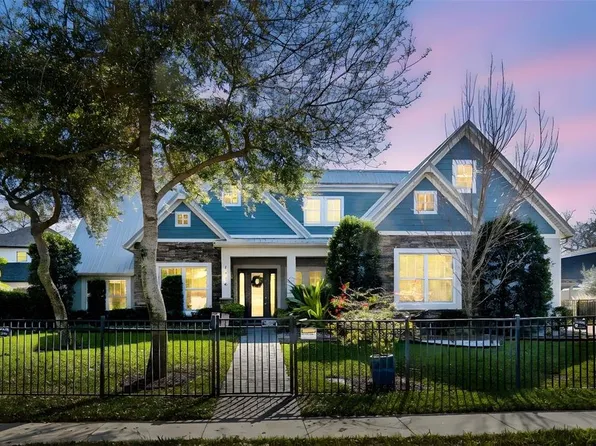 1516 Grandview Dr, Tarpon Springs, FL 34689