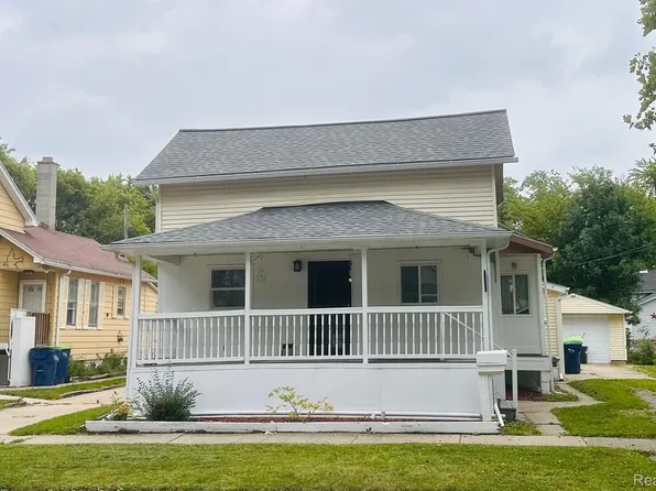 213 S Sherman St, Bay City, MI 48708