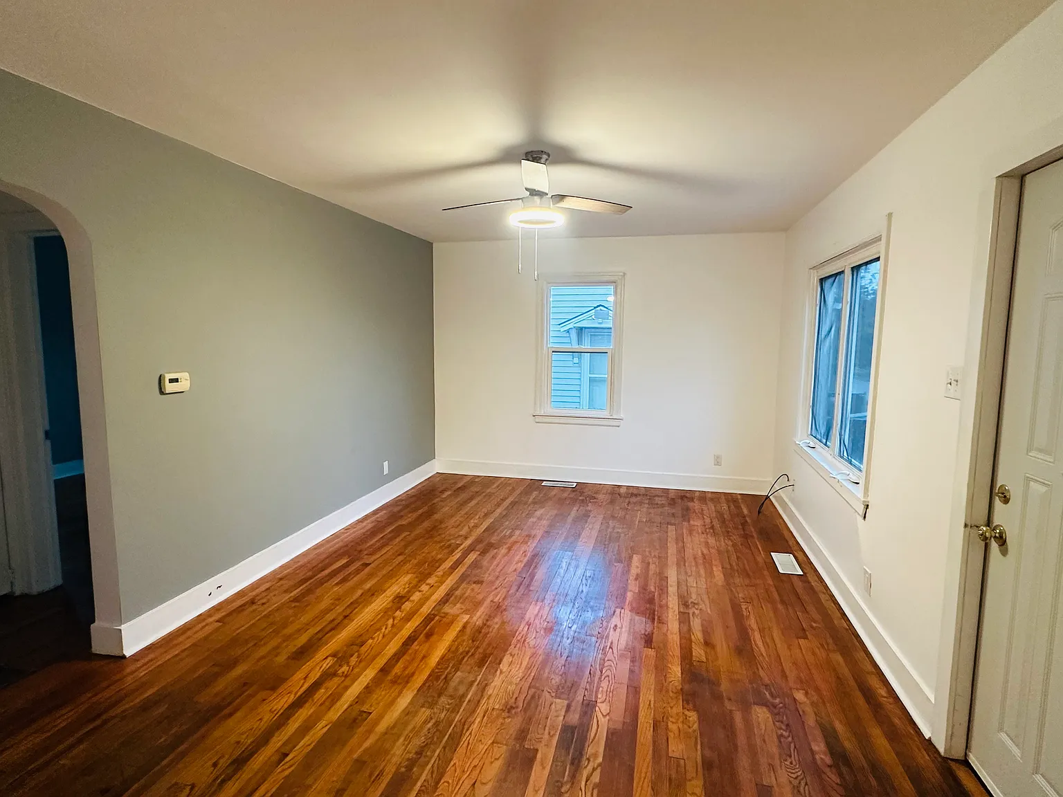 2 bed, 796 sqft, $950 — Photo 2