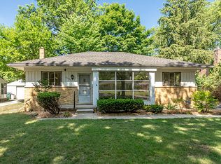 31195 W Rutland St, Beverly Hills, MI 48025