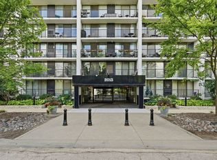 2015 S Finley Rd APT 804, Lombard, IL 60148