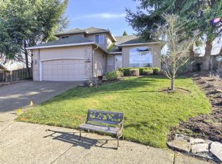 12734 SW Morning Hill Ct, Tigard, OR 97223