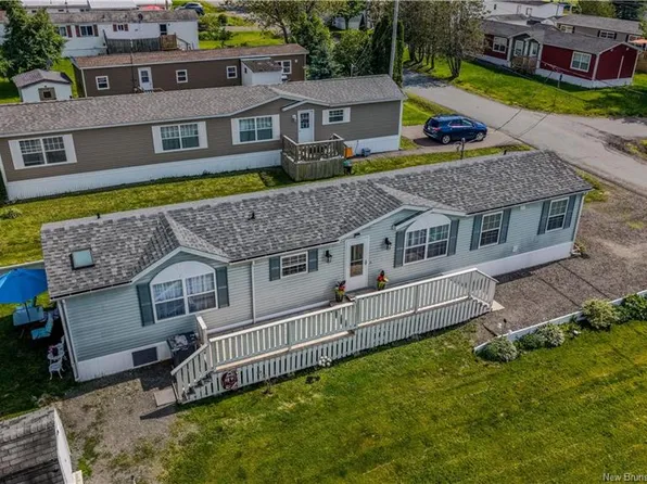 35 Lupin Ave, Riverview, NB E1B 5A6
