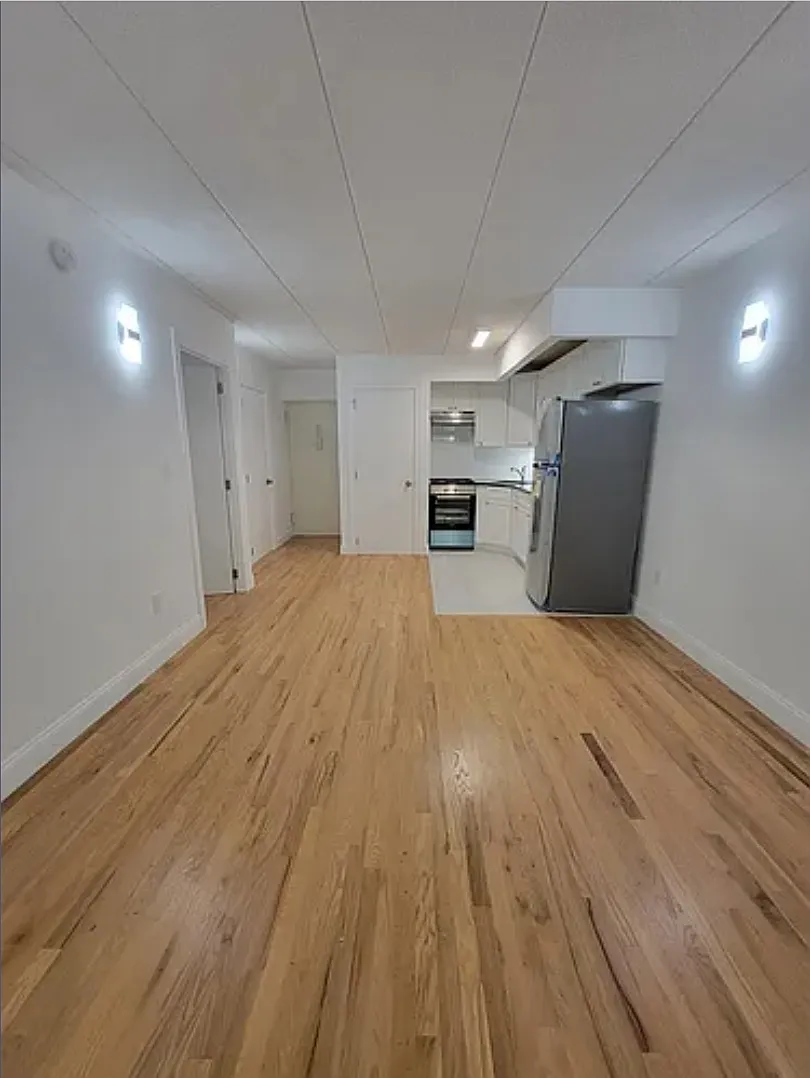 1 bed, 500 sqft, $2,000 — Photo 3