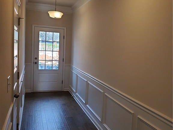 2nd image of 85 Bromes St #13