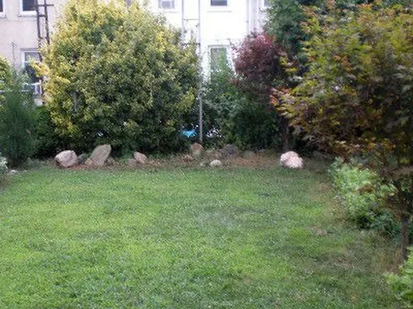 43 Hausman St, Brooklyn, NY 11222