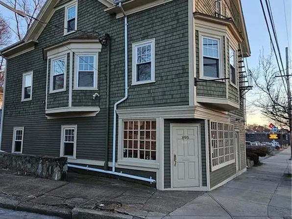 895 N Main St Fl 2, Providence, RI 02904