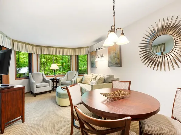 4940 N Landmark Cir Unit 3234, Egg Harbor, WI 54209