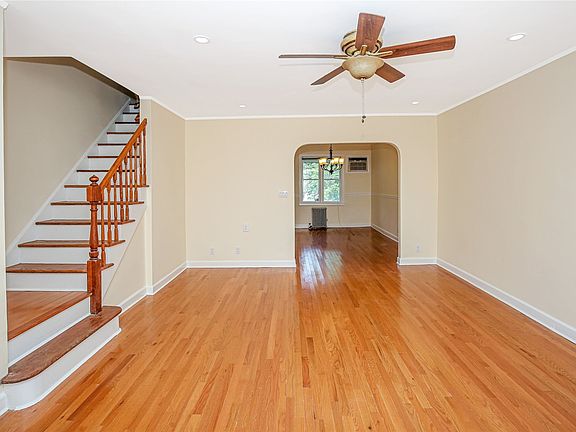 4th image of 174-11 69th Ave