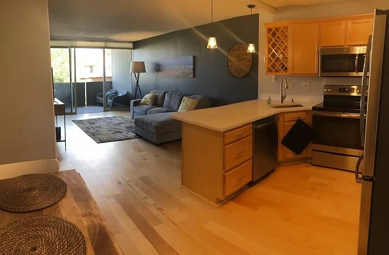 Wall to wall and ceiling to ceiling natural views.