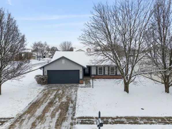 1855 Windy Hill Ln, Indianapolis, IN 46239