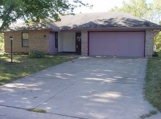 1201 N Inca Dr, Independence, MO 64056