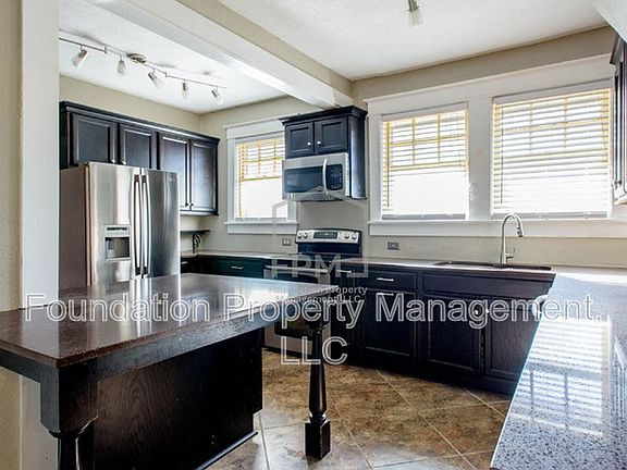 4th image of 895 N Avalon St