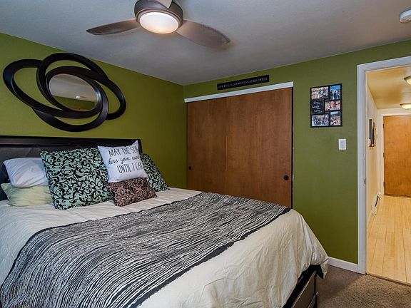 5th image of 20 S Logan St Unit 103