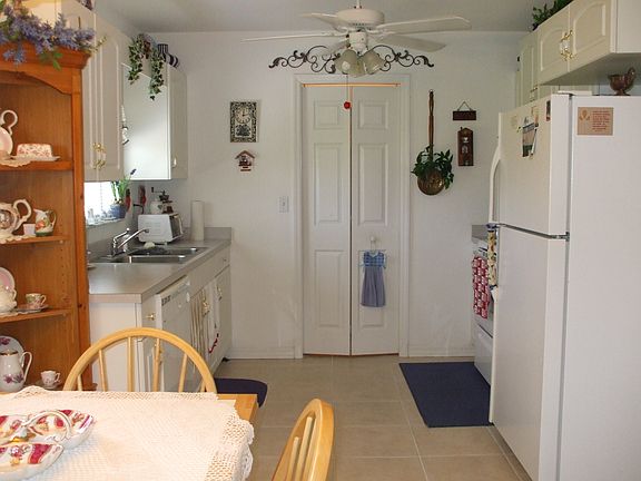 4th image of 6925 Kenwood Pl