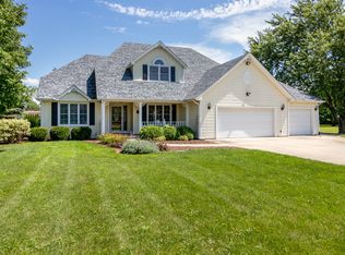 2546 N 4670th Rd, Somonauk, IL 60552